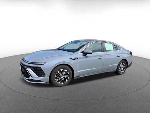 Used 2026 Hyundai Sonata Blue FWD image 8