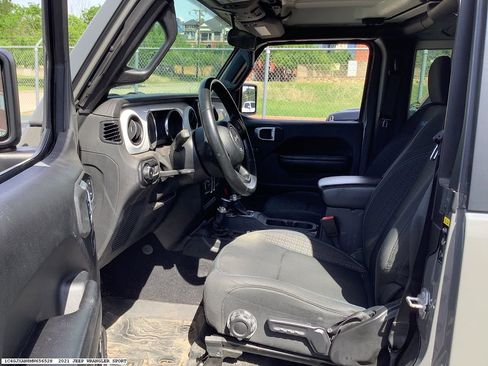 Used 2021 Jeep Wrangler Sport image 10