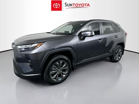 Used 2024 Toyota RAV4 XLE Premium w/ Weather Package AWD/4WD image 9