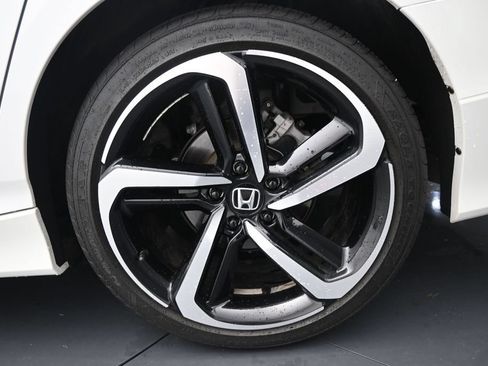 Used 2022 Honda Accord Sport image 15