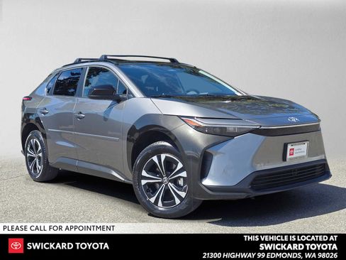 Used 2025 Toyota bZ4X AWD w/ Weather Package image 1