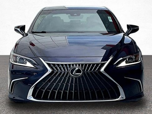 Used 2023 Lexus ES 350 w/ Premium Package FWD image 3