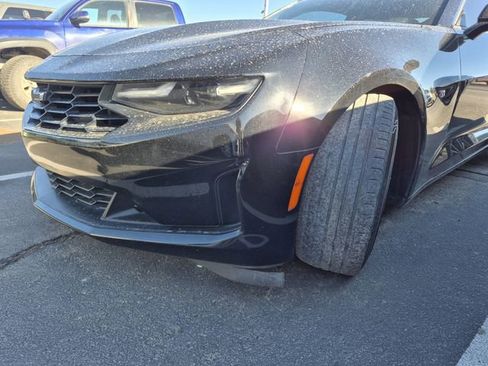 Used 2019 Chevrolet Camaro LT w/ Black Appearance Package image 4