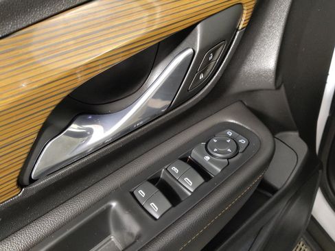 Used 2020 GMC Terrain SLE w/ LPO, Floor Liner Package FWD image 27