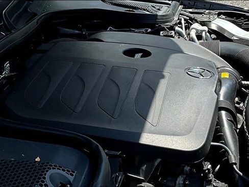 Used 2023 Mercedes-Benz E 350 4MATIC Sedan image 31