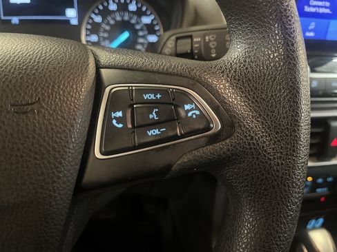 Used 2021 Ford EcoSport SE image 19