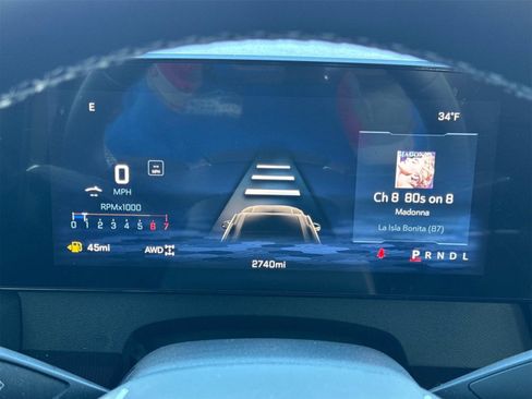 Used 2026 Chevrolet Traverse Z71 image 34