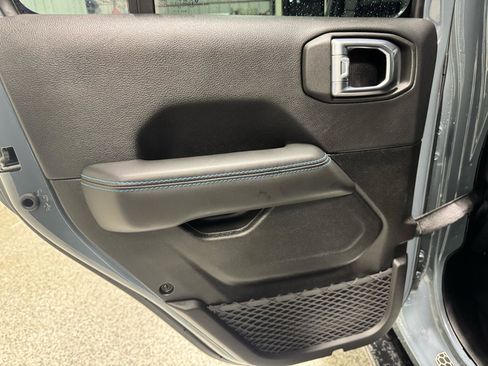 Used 2024 Jeep Wrangler Unlimited Rubicon 4xe image 32