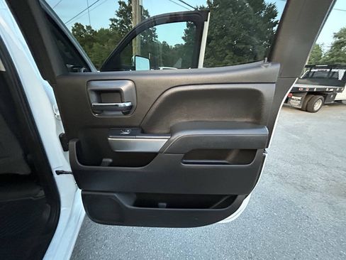 Used 2019 Chevrolet Silverado 2500 LT AWD/4WD image 25