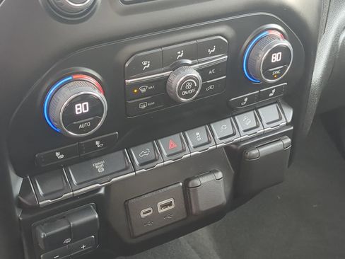 Used 2023 Chevrolet Silverado 2500 LT image 24