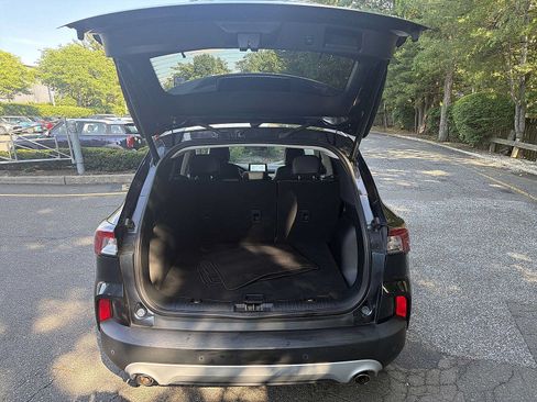 Used 2022 Ford Escape SEL w/ Technology Package AWD/4WD image 27