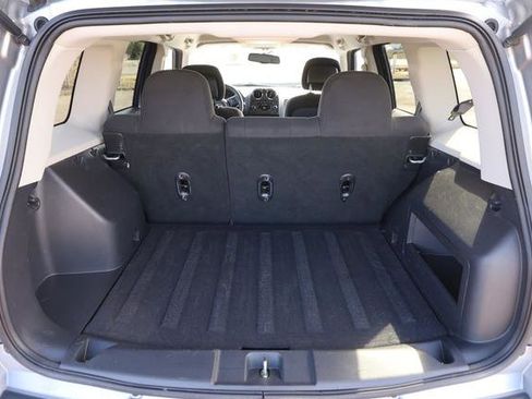 Used 2016 Jeep Patriot Sport w/ Power Value Group image 7