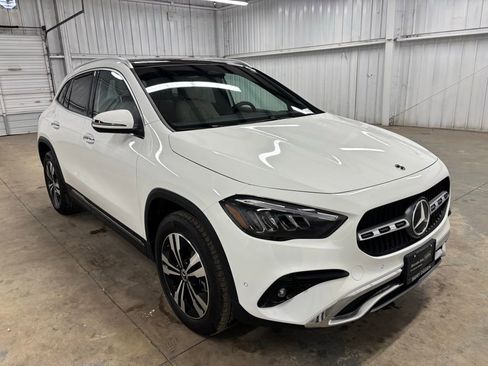 New 2026 Mercedes-Benz GLA 250 image 2