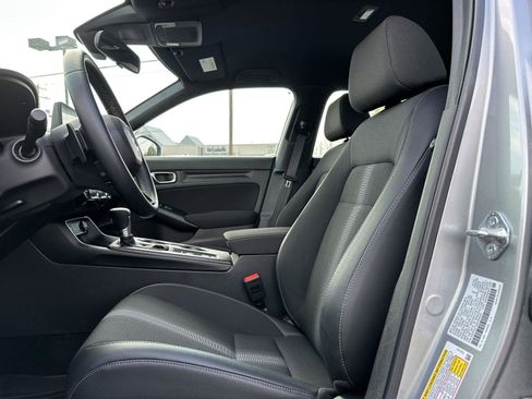 Used 2025 Honda Civic Sport image 11