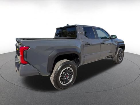 Used 2025 Toyota Tacoma TRD Off-Road AWD/4WD image 14