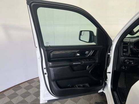 Certified 2025 RAM 1500 Limited w/ Off Road Group AWD/4WD image 17