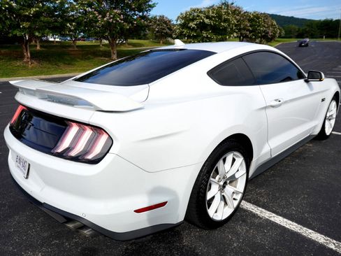 Used 2022 Ford Mustang GT Premium w/ Equipment Group 401A image 7