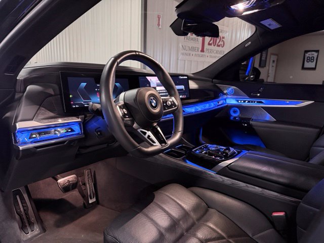 Used 2024 BMW i7 eDrive50 w/ M Sport Package RWD image 13