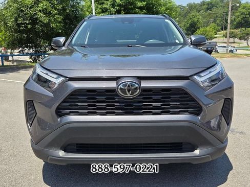Used 2025 Toyota RAV4 XLE FWD image 8