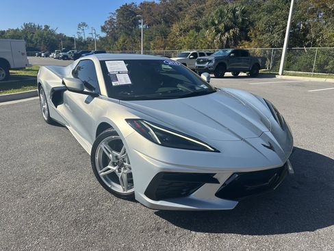 Used 2024 Chevrolet Corvette Stingray Preferred Conv w/ Battery Protection Package image 2