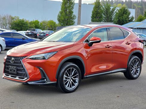 Used 2023 Lexus NX 350 AWD image 3