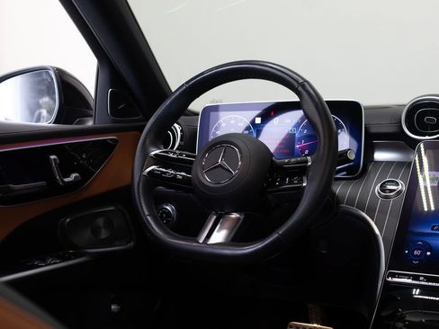Used 2024 Mercedes-Benz C 300 Sedan image 27