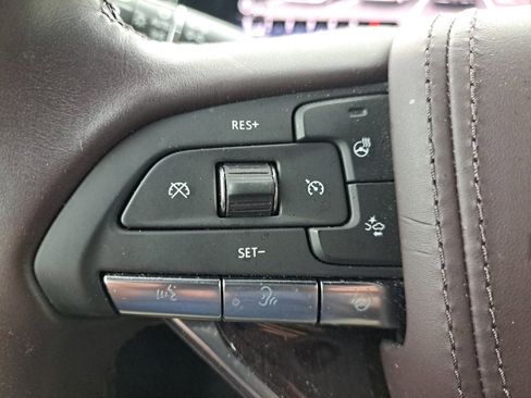 Used 2024 Cadillac Escalade Sport Platinum w/ LPO, ONYX Package AWD/4WD image 29