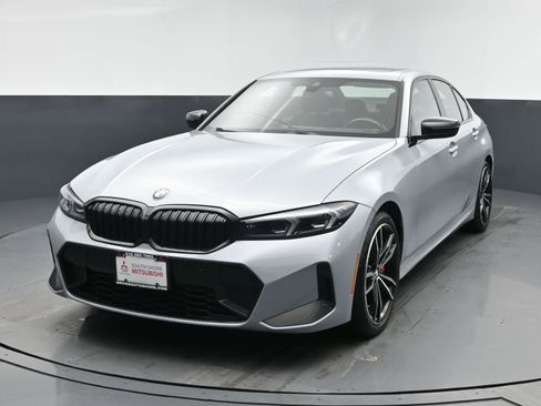 Used 2023 BMW 330i xDrive 330i xDrive w/ M Sport Package image 25