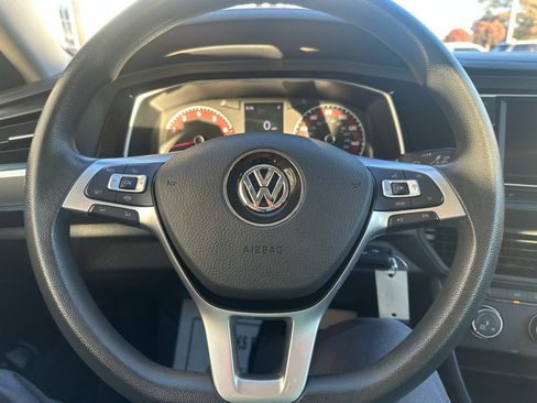 Used 2021 Volkswagen Jetta S w/ Driver Assistance Package image 7