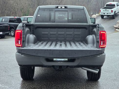 New 2026 RAM 2500 Laramie AWD/4WD image 17
