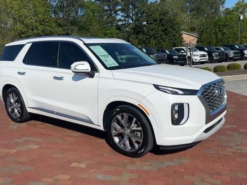 Used 2022 Hyundai Palisade Limited FWD image 4