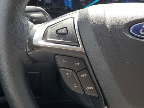 Certified 2024 Ford Edge Titanium AWD/4WD image 25