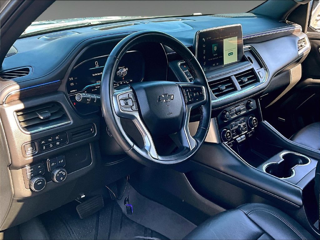 Used 2024 Chevrolet Tahoe Z71 w/ Luxury Package AWD/4WD image 8