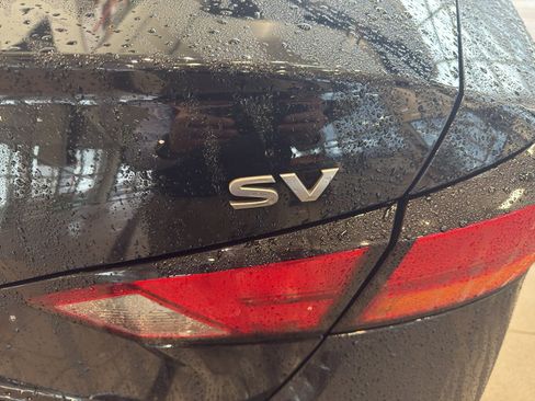 Used 2024 Nissan Altima 2.5 SV image 7