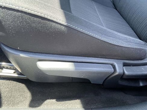 Used 2024 Nissan Sentra SV FWD image 13