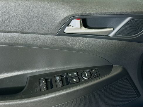 Used 2020 Hyundai Tucson SE w/ Cargo Package image 23