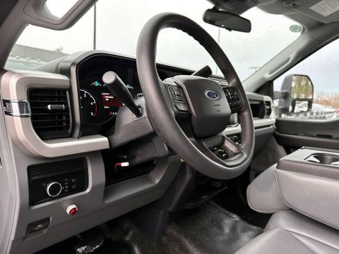 Used 2024 Ford F350 XL image 15