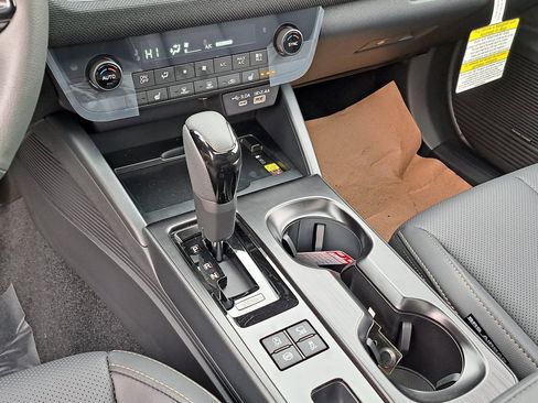 New 2026 Subaru Outback Limited XT image 11