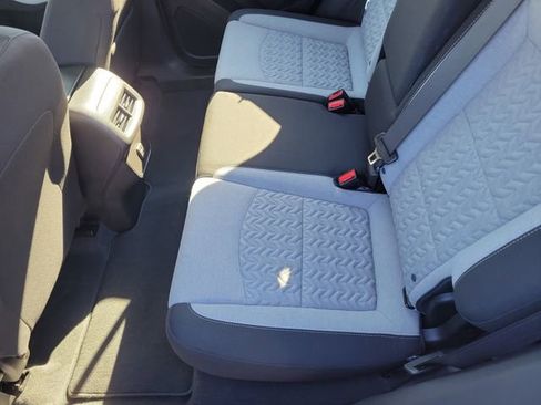 Certified 2024 Chevrolet Equinox LS w/ Driver Confidence II Package image 9