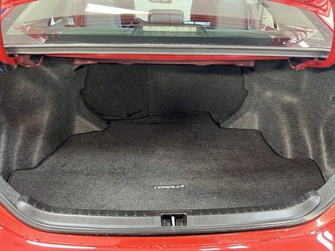 Used 2015 Toyota Corolla image 9