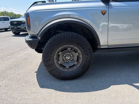 Used 2024 Ford Bronco Badlands AWD/4WD image 53