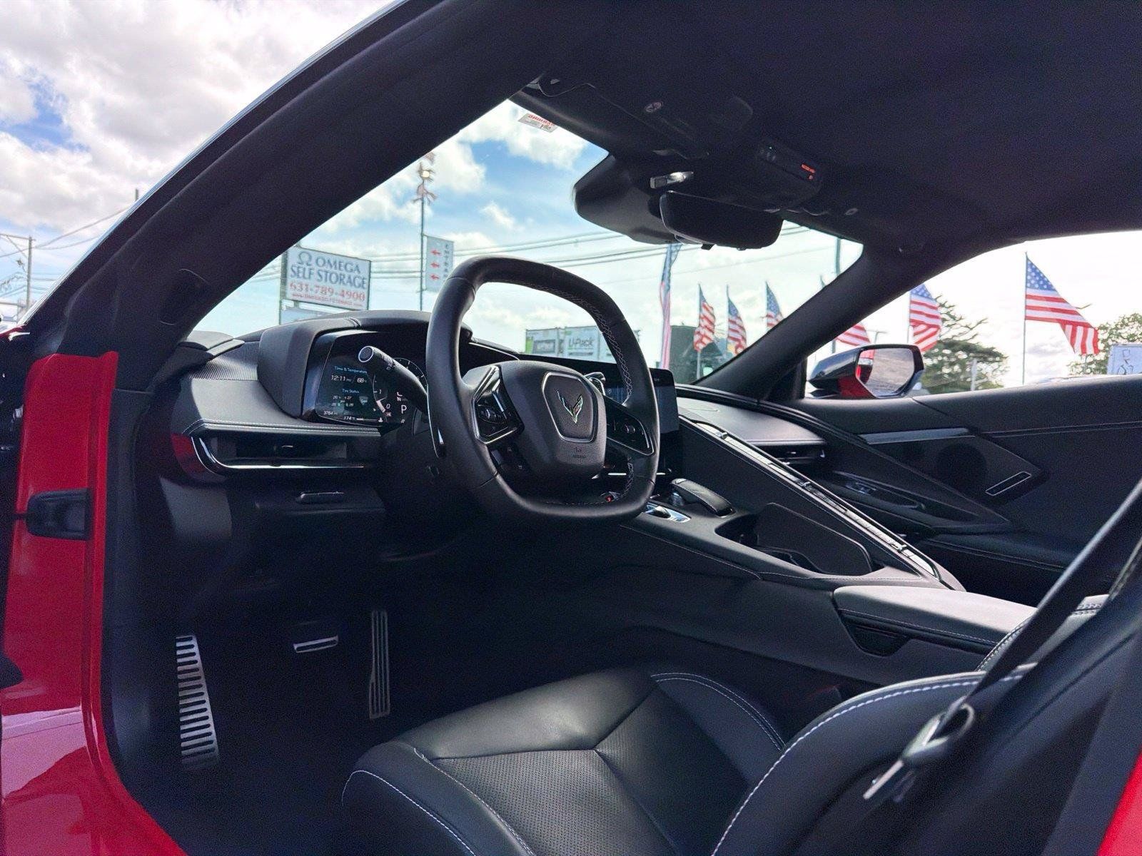 Used 2024 Chevrolet Corvette Stingray Preferred Conv w/ Z51 Performance Package RWD image 19