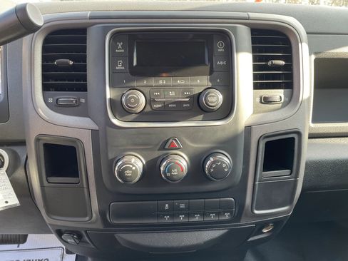 Used 2014 RAM 3500 Tradesman image 14