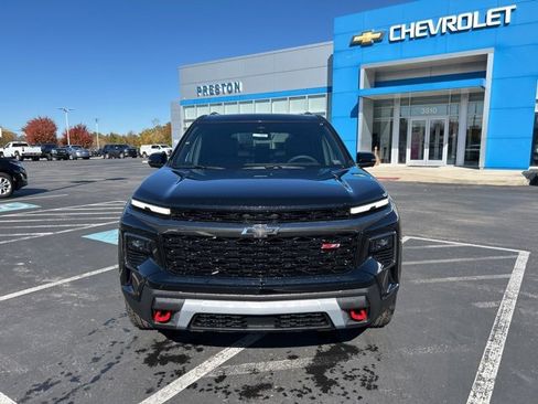 New 2026 Chevrolet Traverse Z71 w/ Enhanced Driving Package image 8