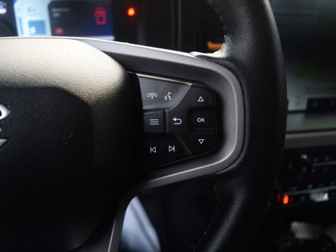 Used 2023 Ford Bronco Badlands w/ Sasquatch Package image 5