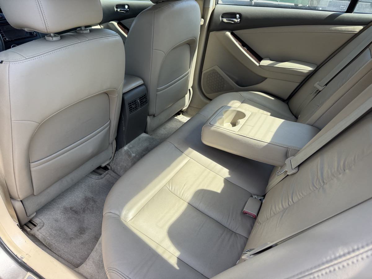 Used 2011 Nissan Altima 2.5 SL w/ Technology Pkg FWD image 15
