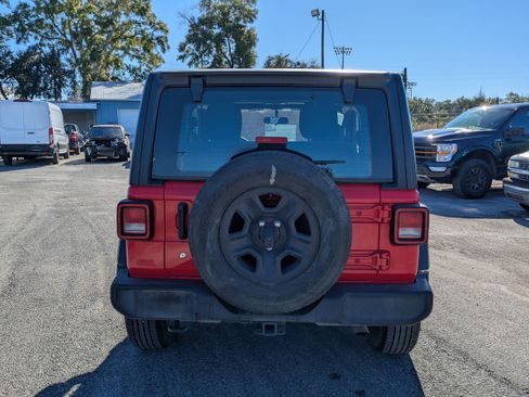 Used 2019 Jeep Wrangler Sport image 5