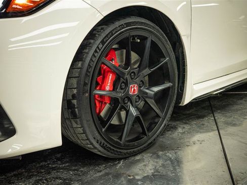 Used 2025 Honda Civic Type R image 3