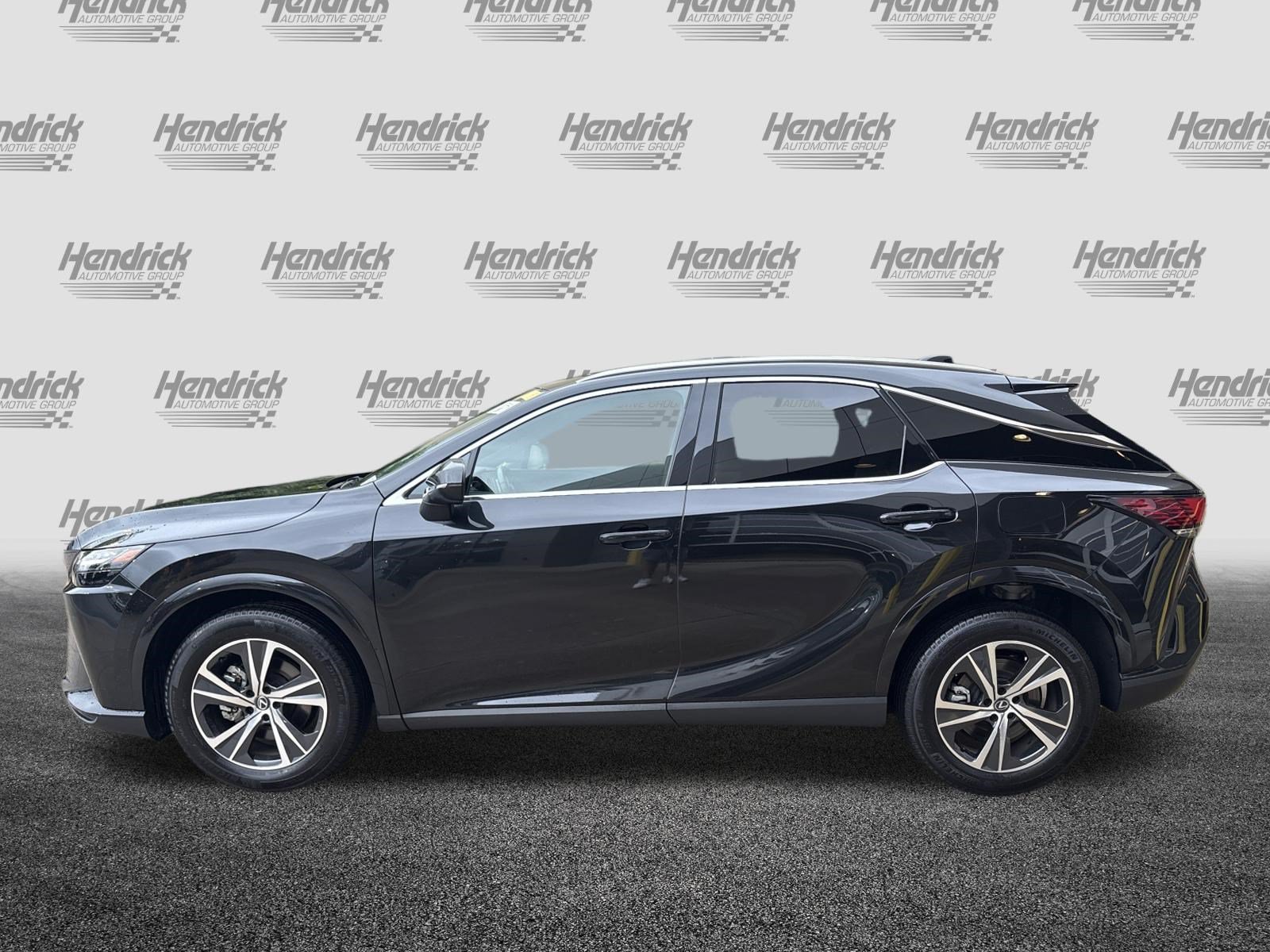 Used 2023 Lexus RX 350 Premium w/ Accessory Package (Z1) FWD image 7