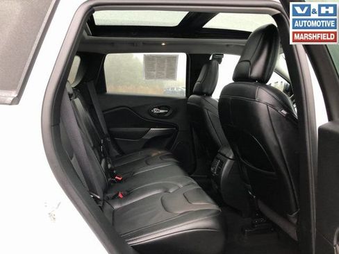 Used 2022 Jeep Cherokee Limited AWD/4WD image 18